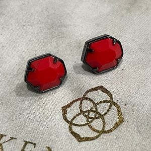 Kendra Scott Gunmetal Red Taylor Studs EUC